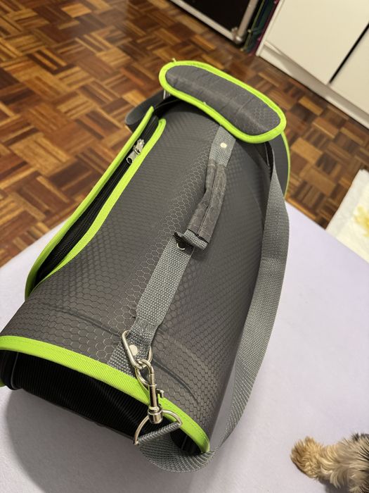 Caixa transportadora