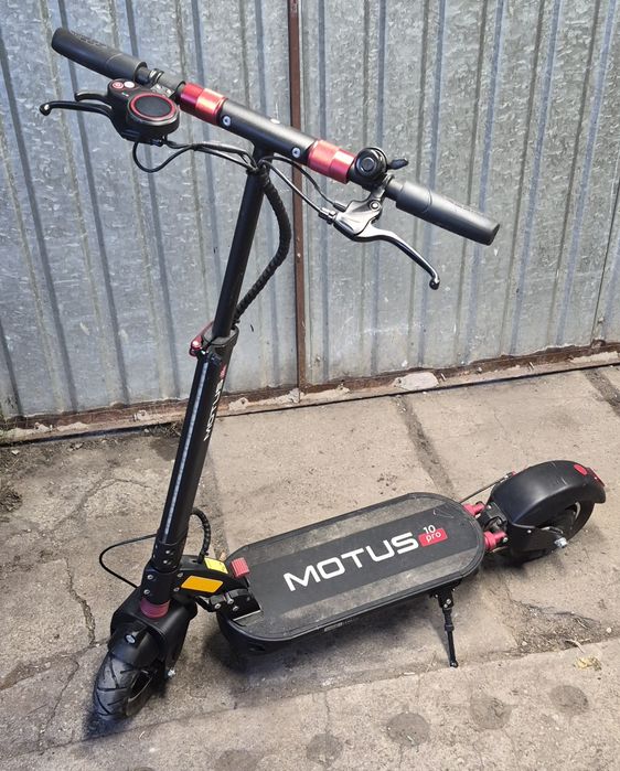 Hulajnoga elektryczna MOTUS 10 PRO