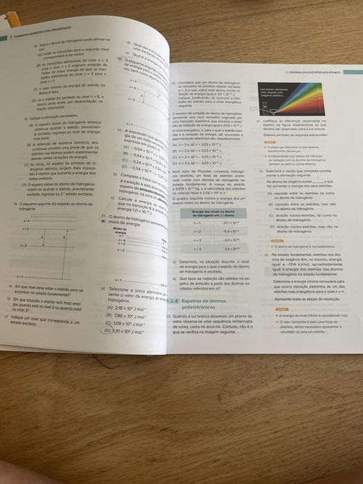 Manual e caderno de exercicios de Quimica 10° ano