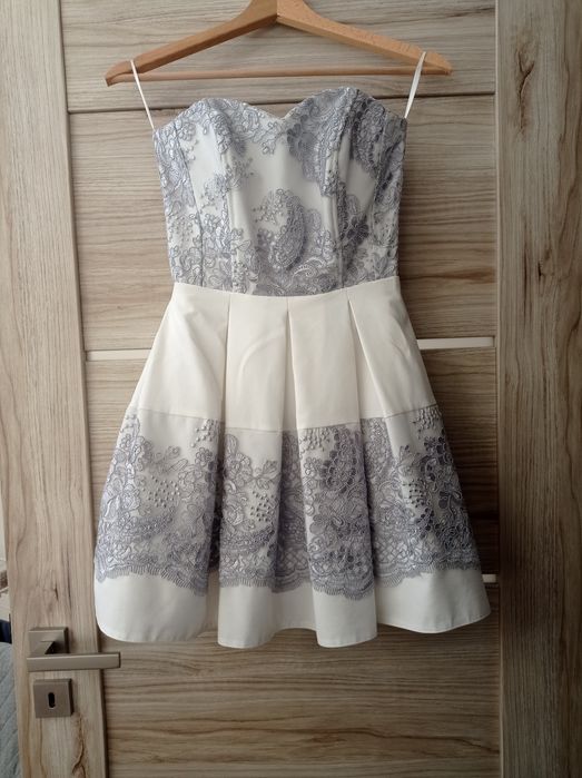 Elegancka sukienka XS 34