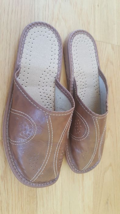 Pantofle kapcie męskie klapki brązowe wsuwane