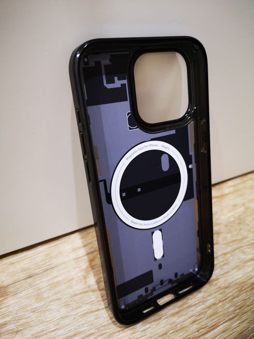 Capa Iphone 15 Pro Max spigen