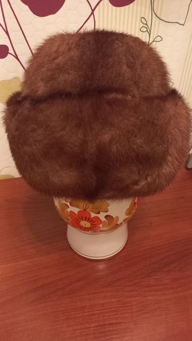 Шапки женские и мужские
