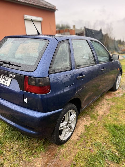 Seat Ibiza II (6K1) – 1998 | Económico, Pronto a Andar