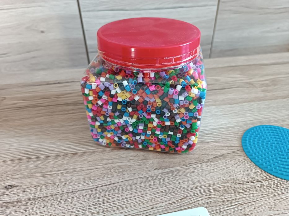 Koraliki do prasowania IKEA PYSSLA – Duży zestaw + 4 formy