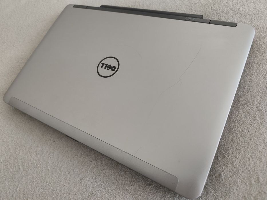 Latitude E6540 - 15.6" IPS FullHD | Core i7 | AMD Radeon 2 gb | 12 gb | SSD 180gb