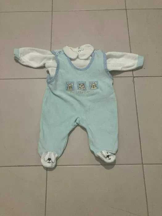 Conjunto blusa + macacão para bebé / recem nascido tamanho 1 mês