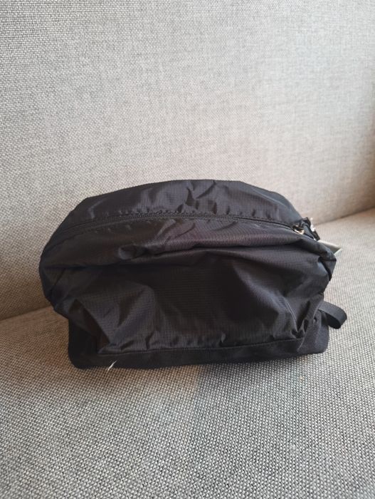 Kosmetyczka Osprey Daylite Toiletry Kit czarna  wodoodporna
