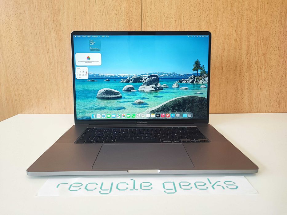 Apple Macbook Pro A2141 i9 9980HK 64GB RAM DDR4 1TB NVMe Teclado PT