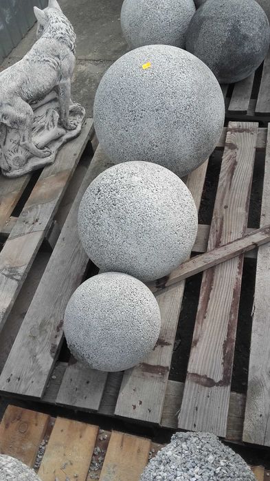 Donice, kule betonowe żwirowe szary granit
