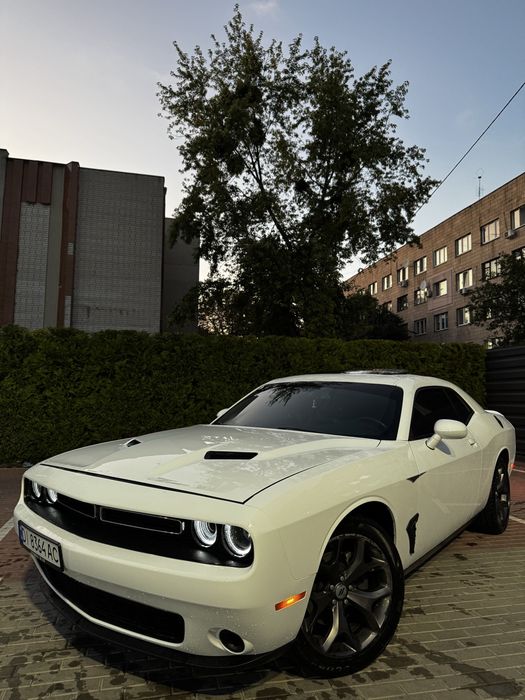 Продам Dodge Challenger