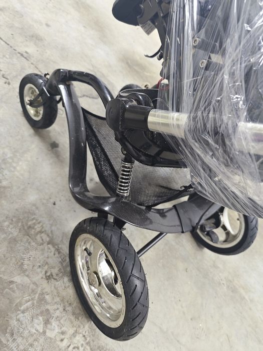 Cadeira de transporte para crianças com mobilidade reduzida