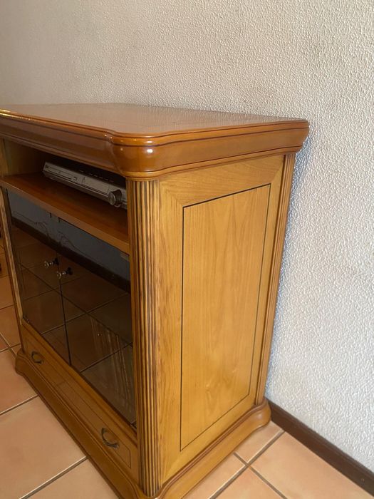 Móvel para televisão