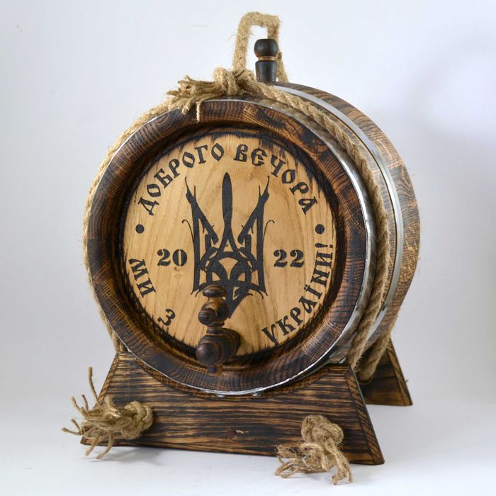 Дубова бочка для горілки, вина, коньяка, бренді, кальвадосу, бурбону..