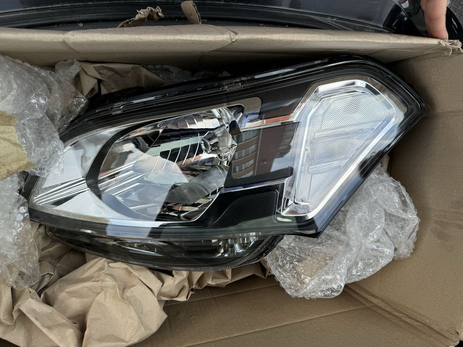 Продам ліву фару для KIA SOUL