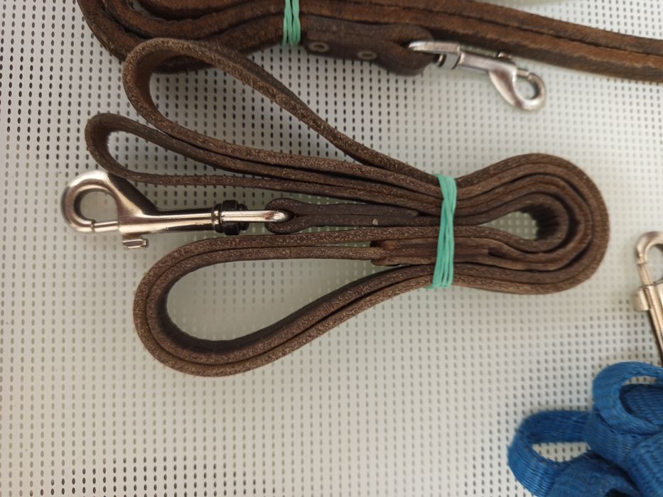 Поводки собачьи кожаные и др.