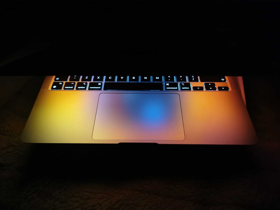 laptop macbook air m1 16gb 512gb jak nowy