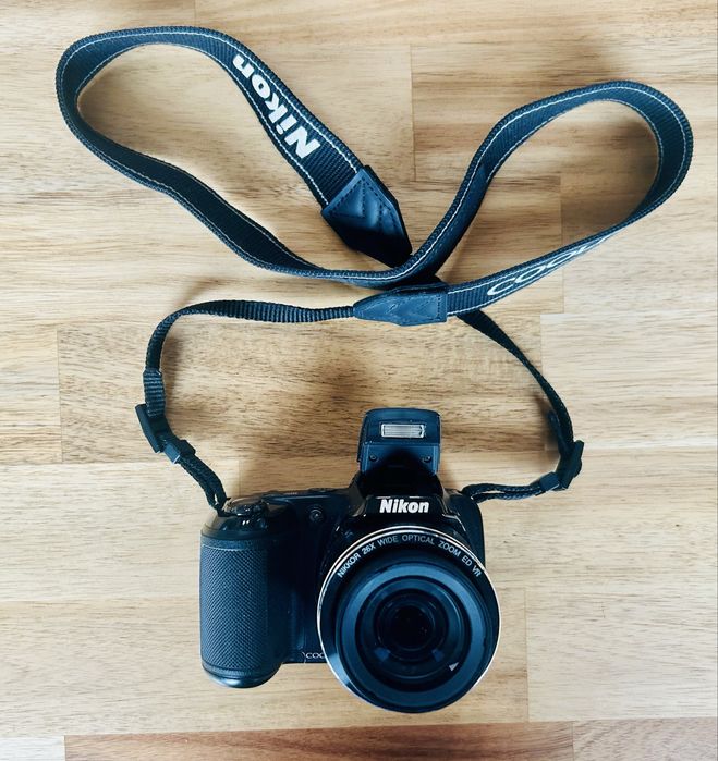 Nikon Coolpix L330 + karta 32GB – jak nowy!