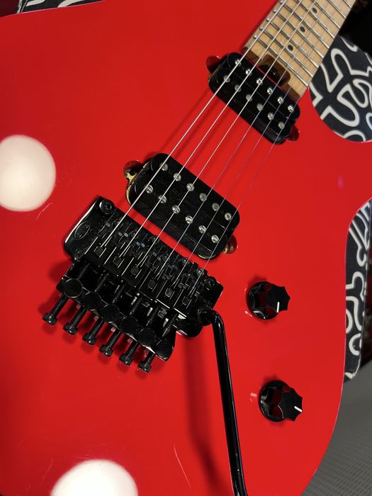 EVH Wolfgang Standard - Ferrari Red