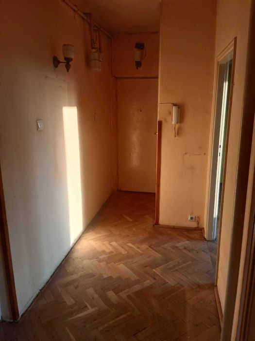 Sprzedam mieszkanie 2-pokojowe ul. Kochanowskiego 5
