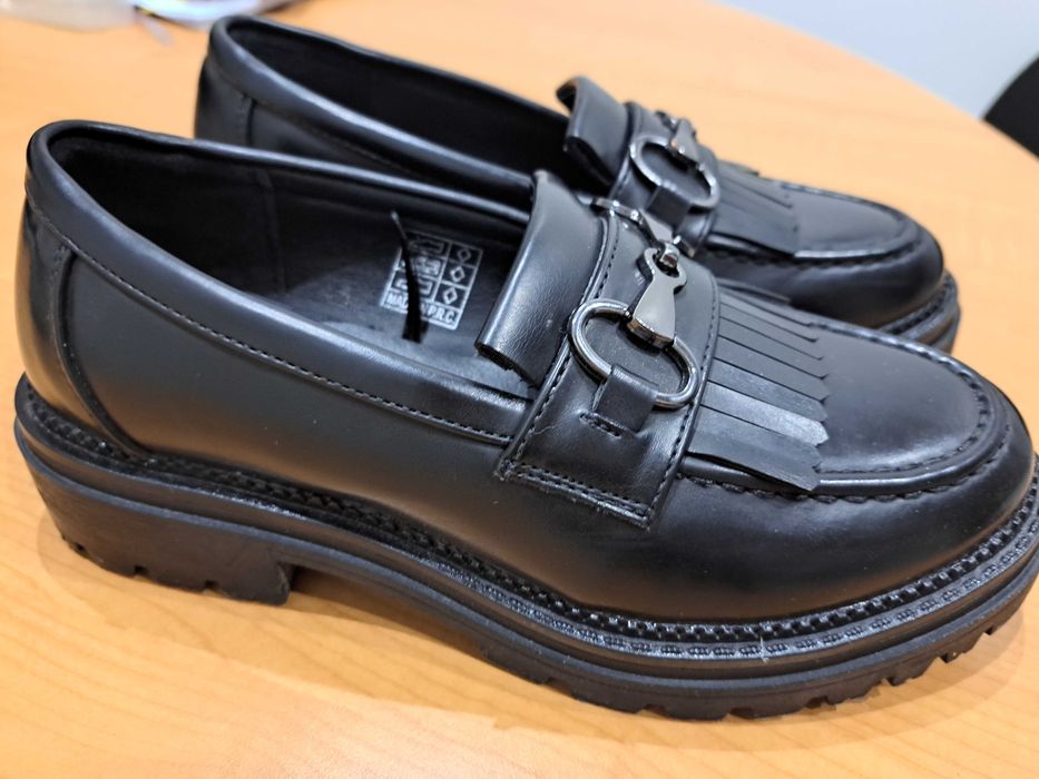 Sapatos de Senhora - N. 35