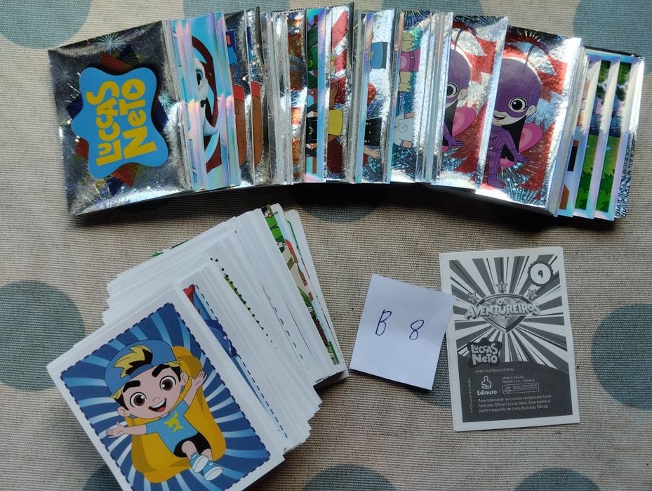 (B1) Cromos de 8 coleções