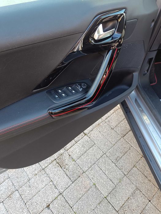 Peugeot 2008 GT Line 1.2 Puretch 110cv automático 90.000 Km