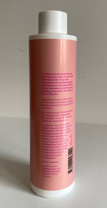 Tonik z kwasem hialuronowym By Lyko Sweep Calm Hyaluronic Toner 200 ml (30)