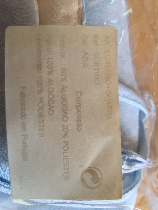 Guarda para berço e manta