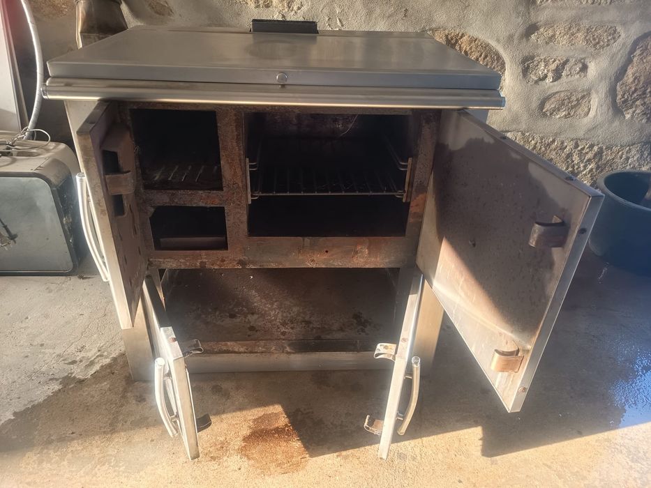 Fogão a lenha em inox