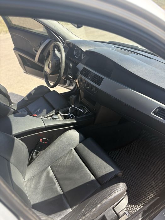 Продам хорошу BMW e60