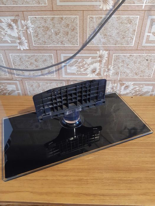 Samsung E40D5000PW Ножка