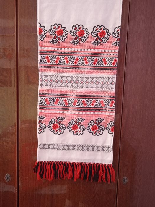 Рушники вишиті, ручна робота