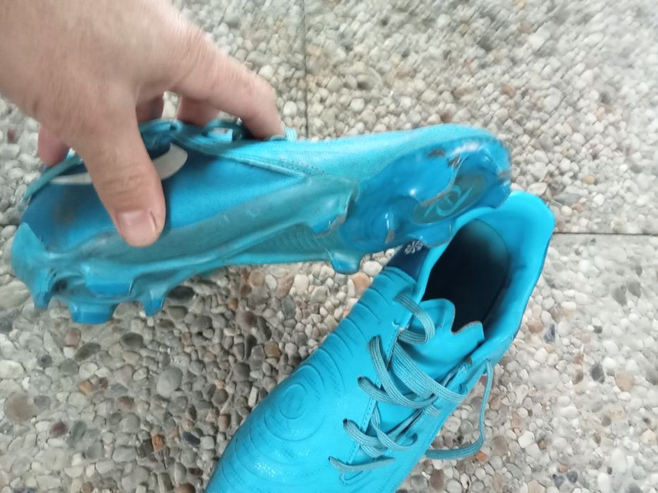 Chuteiras Nike tamanho 40