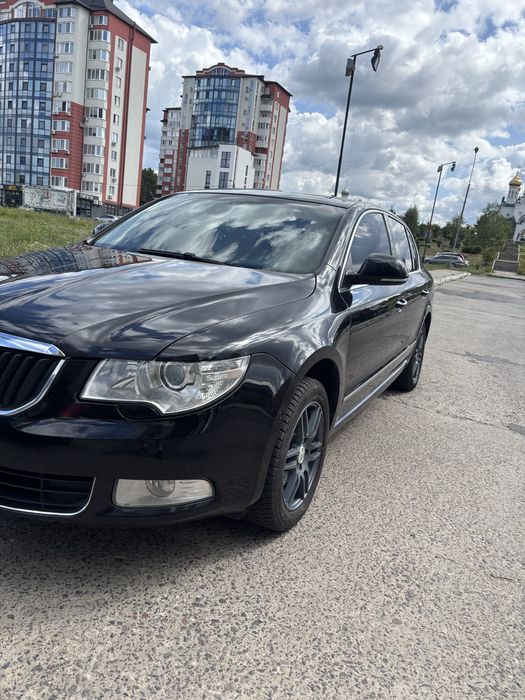 Продам Skoda superb 2009, 1.8 бензин,мех.6-ст.