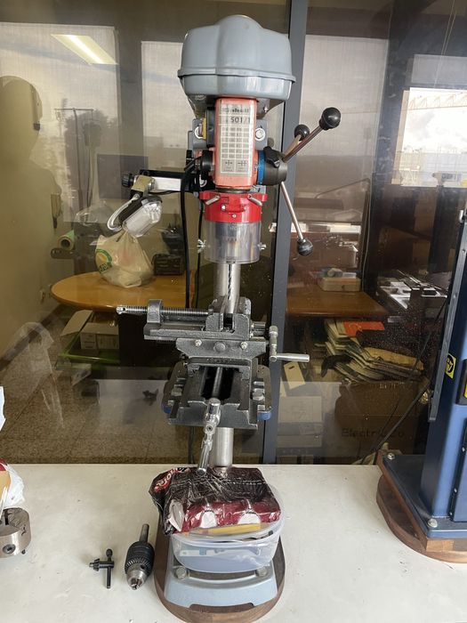 Maquinas Diversas - Torno, CNC, etc