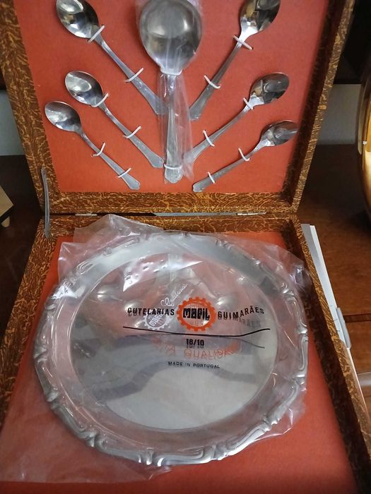 Conjunto de Sobremesa Maril Guimarães – Aço Inoxidável 18/10 (Novo)