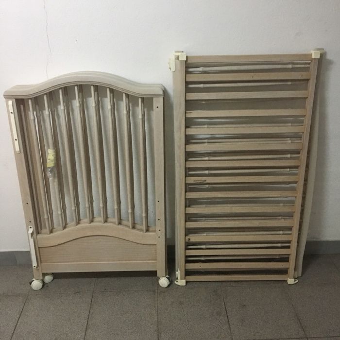 Cama de bebé em Madeira