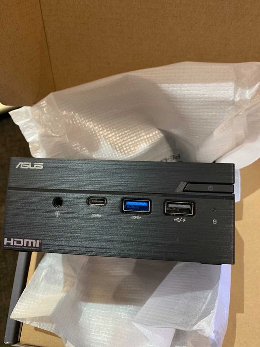 Computador MiniPC ASUS PN40 Series