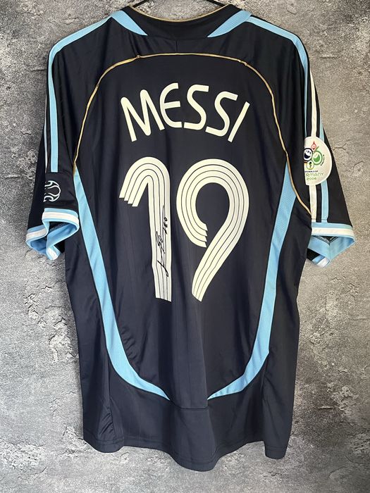 Футболка Збірна Аргентини Мессі ЧС 06 (з підписом) Argentina Messi 19