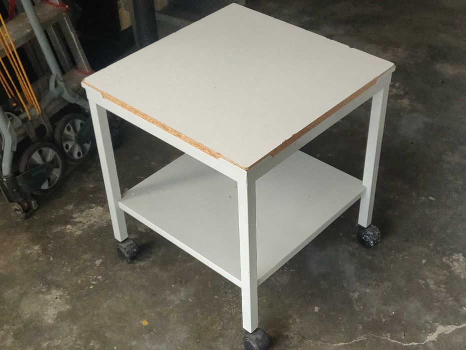 Small White Table64584404666498122