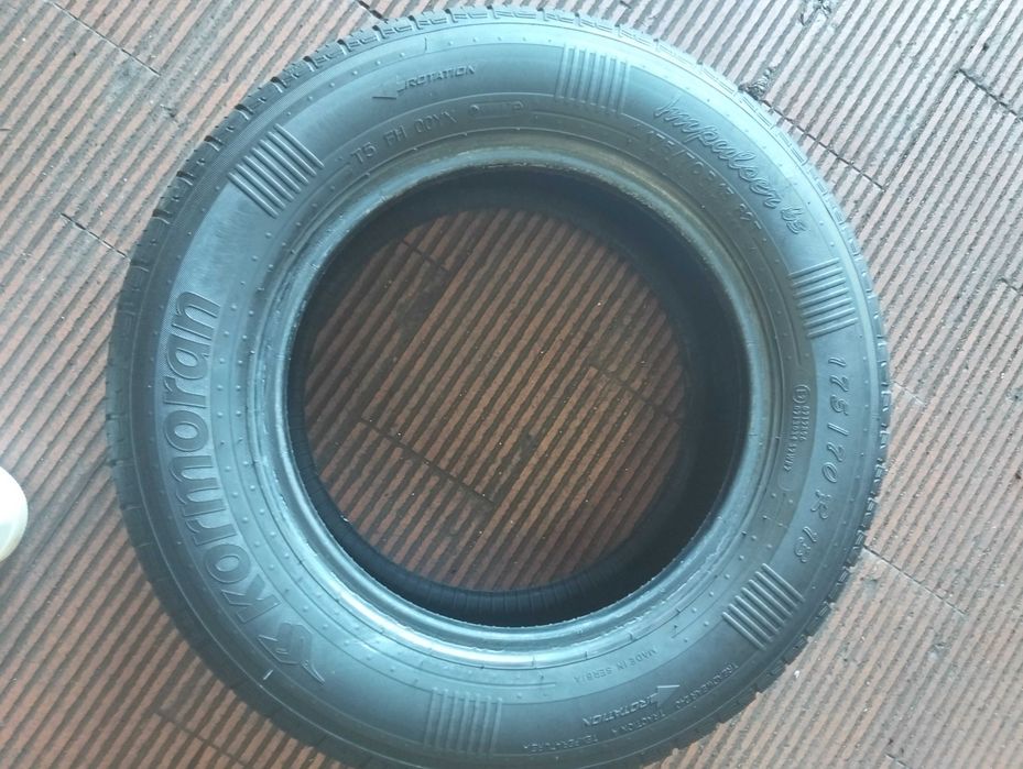 Pneus usados jante 13 – 15€ cada