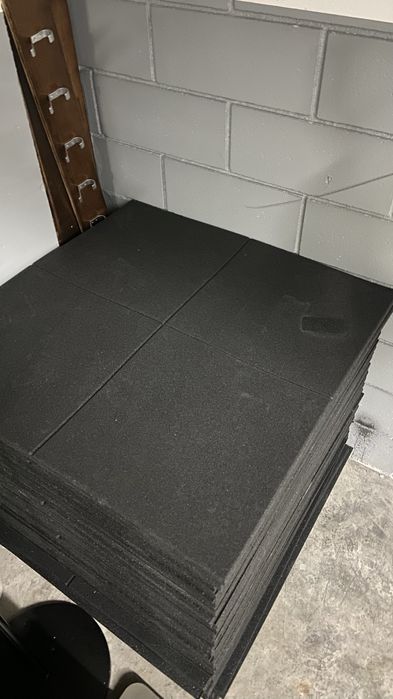 Piso de ginásio cruciforme SBR