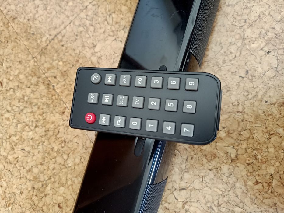 Coluna de som como nova