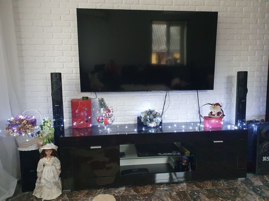 Продам дім в Ізюмі,з ремонтом,,90 кв.