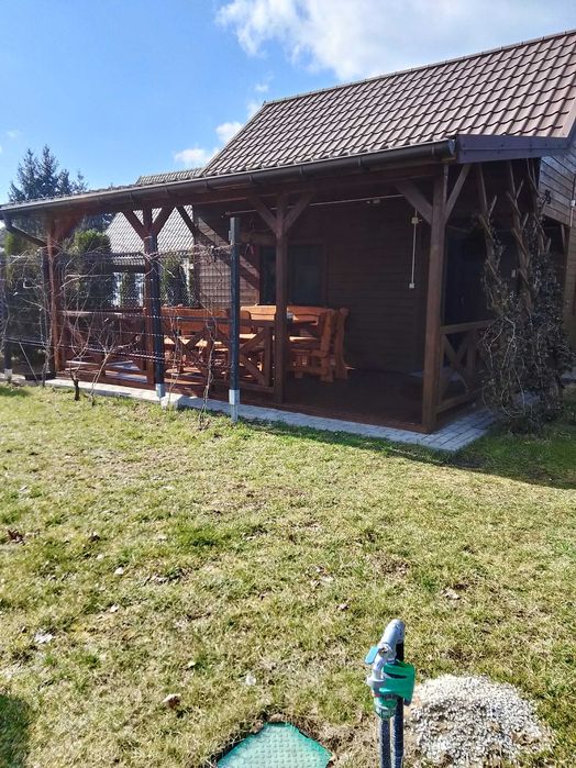 Domek nad jeziorem