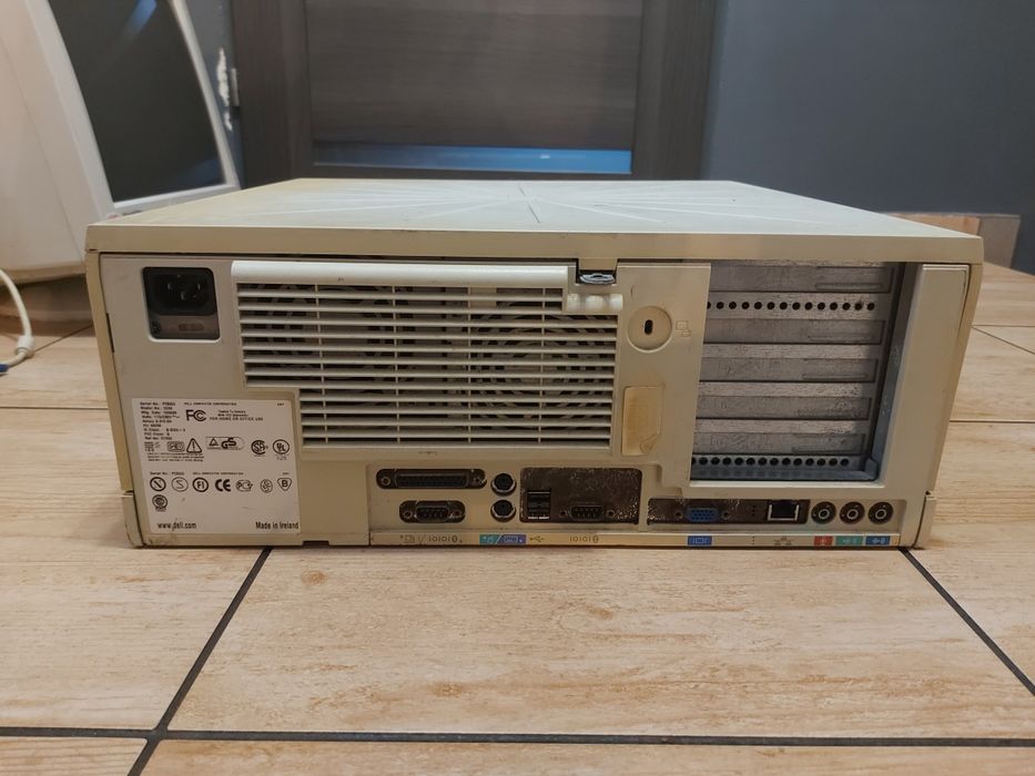 Komputer stacjonarny Dell