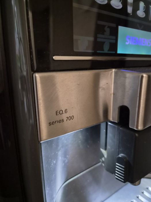 Ekspres do kawy Siemens EQ.6 series 700