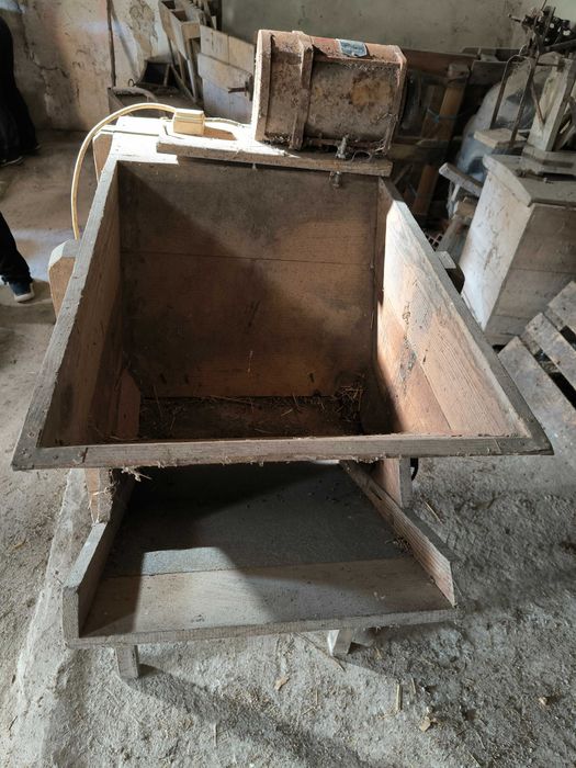 Limpador de cereal com motor