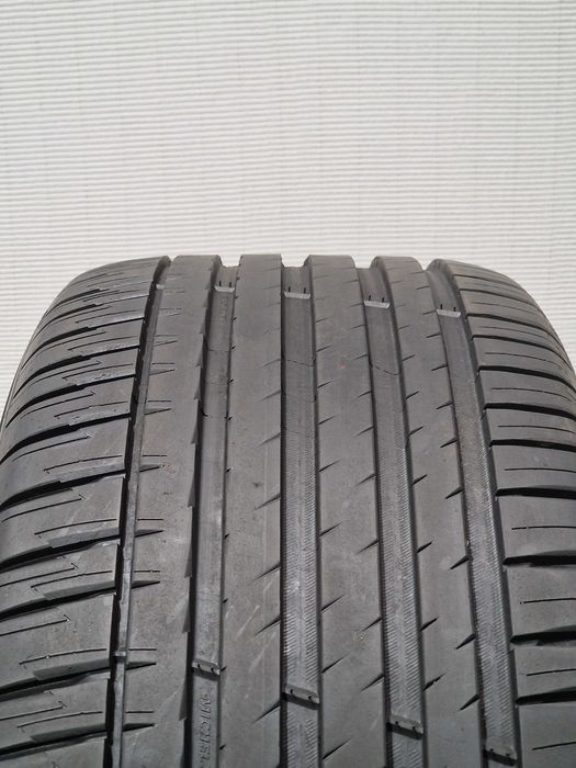 2 Pneus 275/40R21 MICHELIN Semi Novos